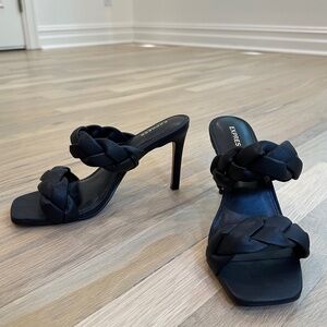 Express heels